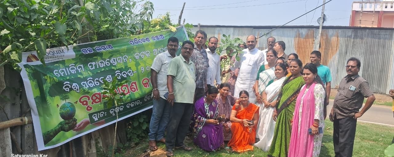 Saplings being planted by residents and Moquim Foundation volunteers in Cuttack